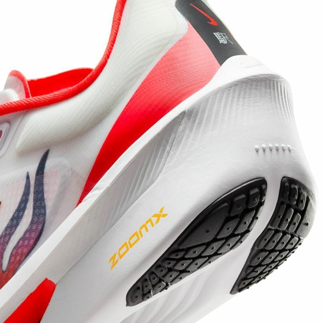 NIKE - ズームフライ6 ☆27.0cm☆HQ3498-100の通販 by kana's NIKE - ズームフライ6 ☆27.0cm☆HQ3498-100の通販 by kana's