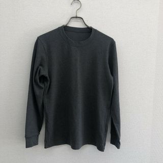 【ユニクロ】　灰色系　M　長袖トップス　カットソー　無地　シンプル　カジュアル　クルーネック(カットソー(長袖/七分))
