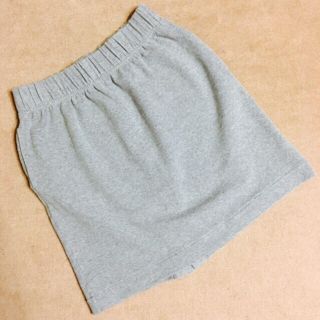 ユナイテッドアローズグリーンレーベルリラクシング(UNITED ARROWS green label relaxing)の美品 グリーンレーベル スウェット スカート グレー(ひざ丈スカート)