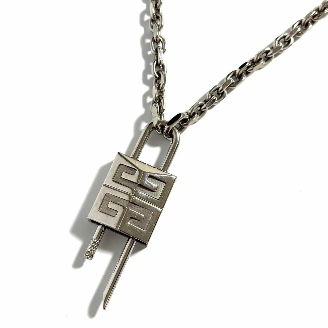 GIVENCHY - 【定価12.3万】ジバンシィ メンズ ロック ネックレス GIVENCHY - 【定価12.3万】ジバンシィ メンズ ロック ネックレス