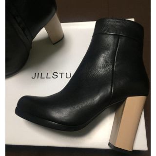 ジルスチュアート(JILLSTUART)のジルスチュアート 人気完売商品 ショートブーツ(ブーティ)