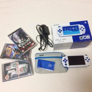 プランテーション(Plantation)のPSP WHITE/BLUE バリューパック ソフトなし(携帯用ゲーム機本体)