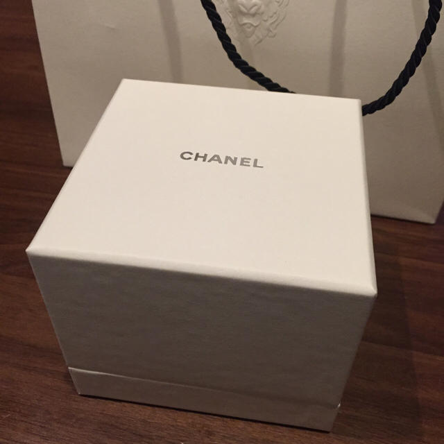 CHANEL(シャネル)のCHANEL ジュエリーケース レディースのアクセサリー(その他)の商品写真