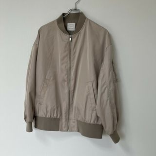 【SENSE OF PLACE】センスオブプレイス　ブルゾン　ジャケット　ジャンパー　無地　シンプル(ブルゾン)