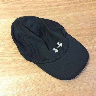 アンダーアーマー(UNDER ARMOUR)の未使用 アンダーアーマー キャップ 黒(キャップ)