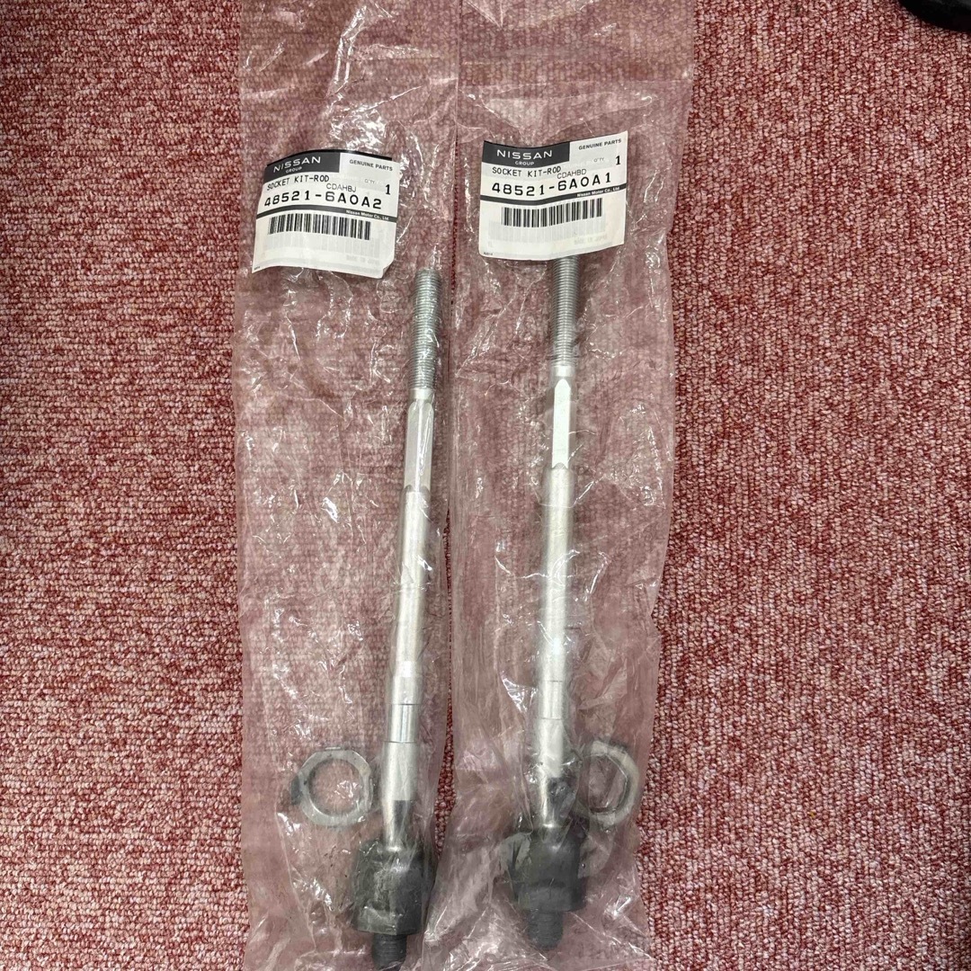 日産(ニッサン)の日産ラックエンド左右 新品 自動車/バイクの自動車/バイク その他(その他)の商品写真