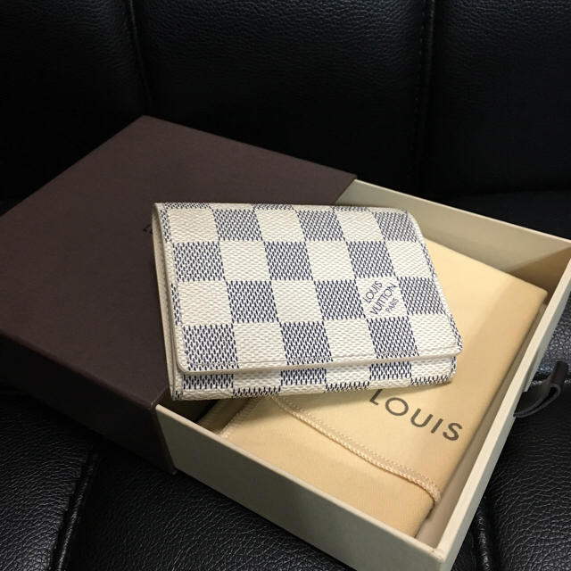 LOUIS VUITTON(ルイヴィトン)の引っ越しのため値下げ！ヴィトン 名刺入れ レディースのファッション小物(名刺入れ/定期入れ)の商品写真