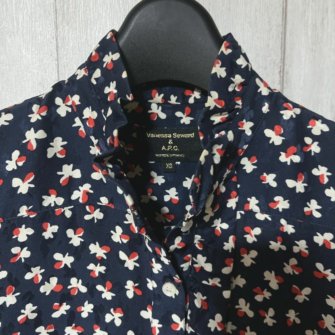 A.P.C - アーペーセー ヴァネッサシワード シルクワンピース XS A.P.C - アーペーセー ヴァネッサシワード シルクワンピース XS