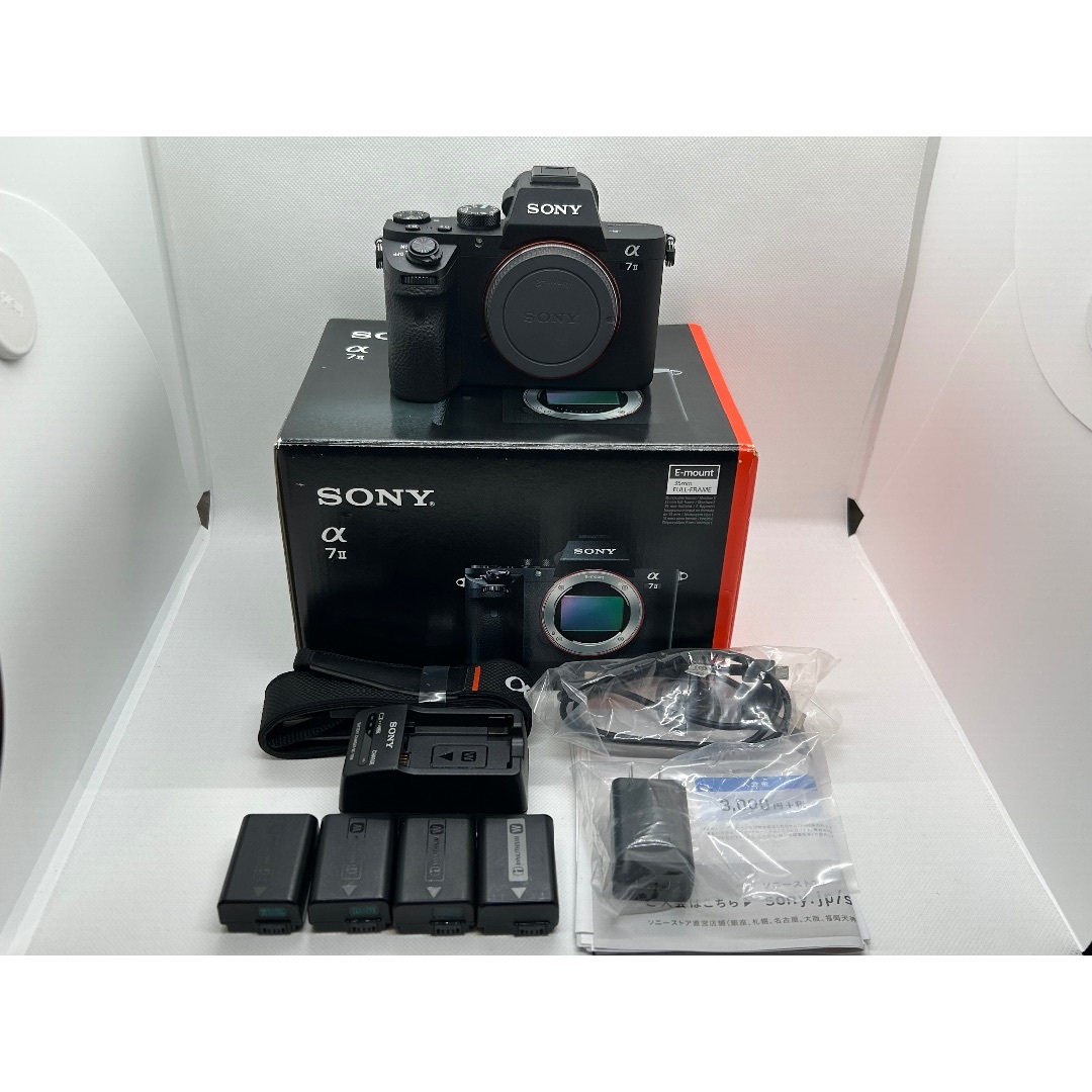 ショット数3792枚の極美品】ソニー SONY α7 Ⅱ純正バッテリー4つ ショット数3792枚の極美品】ソニー SONY α7 Ⅱ純正バッテリー4つ
