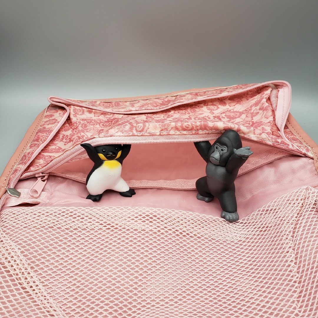 【非売品】吊り下げOK★S字フック付きトラベルポーチ インテリア/住まい/日用品の日用品/生活雑貨/旅行(旅行用品)の商品写真