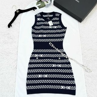 CHANEL - ☆CHANEL☆新品タグ付☆カシミヤ100☆チェーン☆ニット CHANEL - ☆CHANEL☆新品タグ付☆カシミヤ100☆チェーン☆ニット
