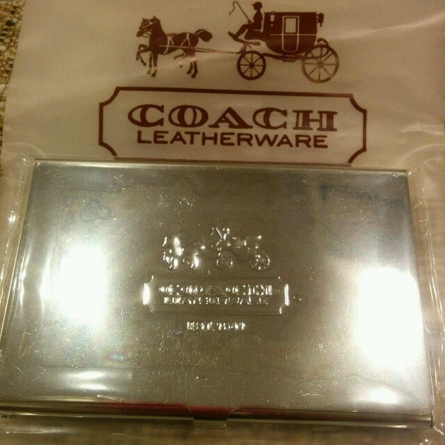 COACH(コーチ)のコーチ　名刺&あぶらとり紙ケース　未使用 レディースのファッション小物(名刺入れ/定期入れ)の商品写真