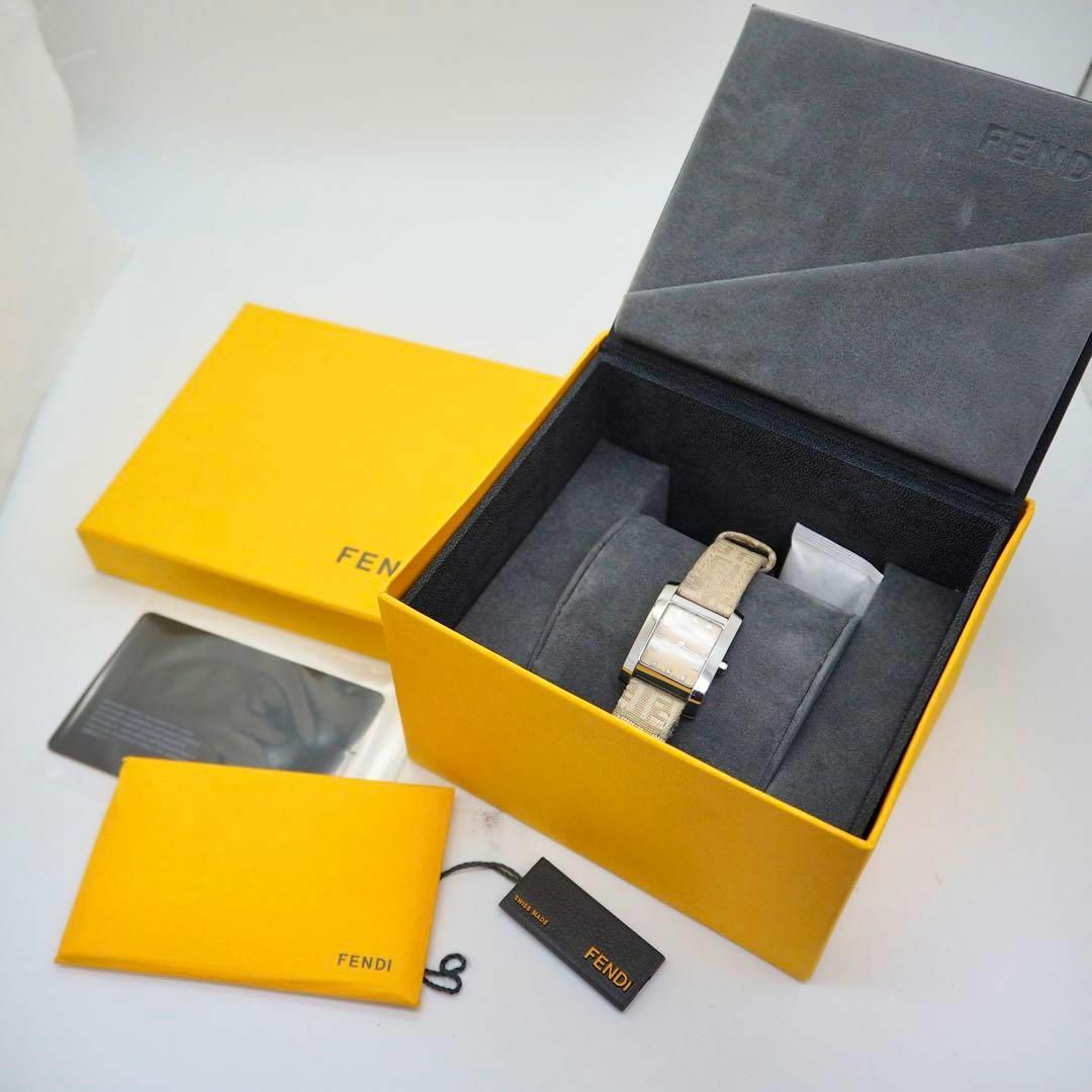 5 FENDI 時計 箱付き 12Pダイヤ 7000L スクエア レディース 5 FENDI 時計 箱付き 12Pダイヤ 7000L スクエア レディース
