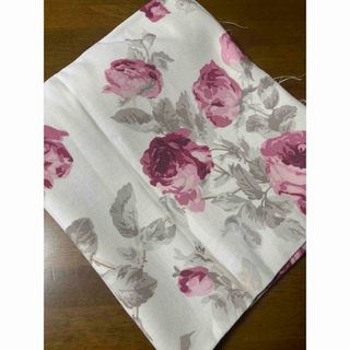 LAURA ASHLEY(生地/糸)のフリマアイテム一覧 LAURA ASHLEY(生地/糸)のフリマアイテム一覧