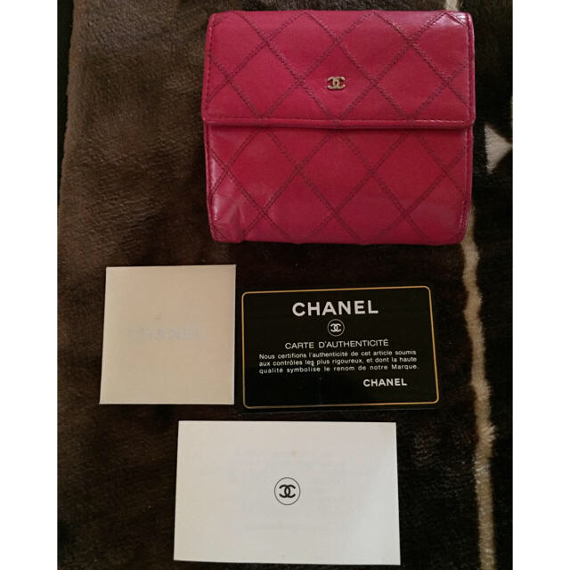 CHANEL(シャネル)の正規品 CHANEL 二つ折り財布 レディースのファッション小物(財布)の商品写真