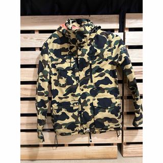 A BATHING APE(マウンテンパーカー)のフリマアイテム一覧 A BATHING APE(マウンテンパーカー)のフリマアイテム一覧
