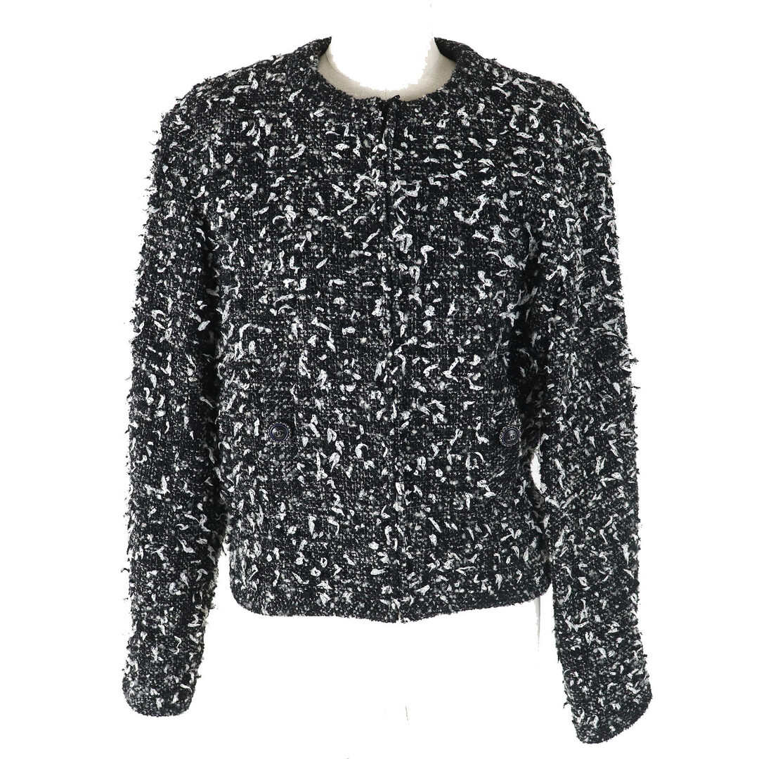 CHANEL - 極美品△CHANEL シャネル P62063 ウール アルパカ混 ココマークボタン リボンツイード ノーカラー ジップアップ ジャケット 裏地シルク100％ ブラック系 34 保存袋付き フランス製 レディース オススメ◎