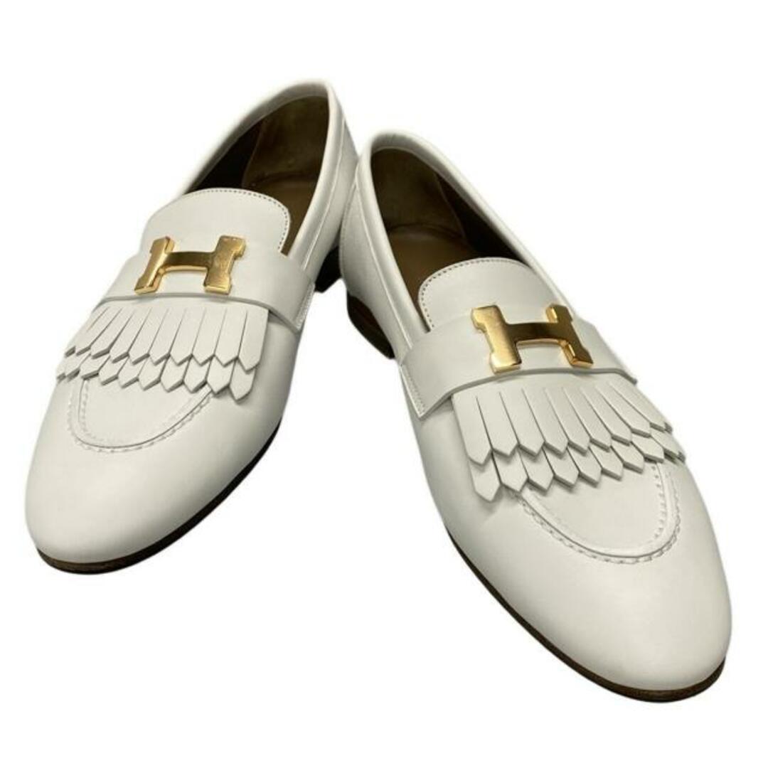 HERMES - HERMES(エルメス) ローファー 38 レディース - 白 HERMES - HERMES(エルメス) ローファー 38 レディース - 白