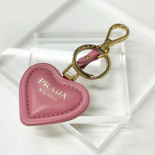 PRADA(チャーム)のフリマアイテム一覧 PRADA(チャーム)のフリマアイテム一覧