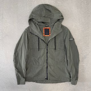 TATRAS(マウンテンパーカー)のフリマアイテム一覧 TATRAS(マウンテンパーカー)のフリマアイテム一覧