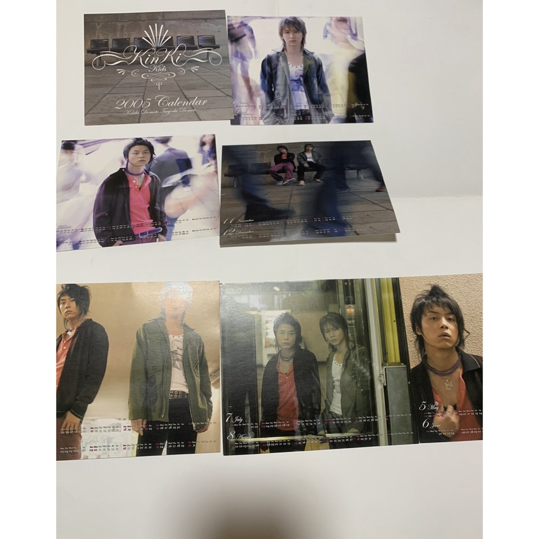 KinKi Kids(キンキキッズ)のKinKi Kids 2005年 カレンダー 卓上は無し エンタメ/ホビーのタレントグッズ(アイドルグッズ)の商品写真
