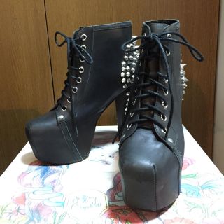 ジェフリーキャンベル(JEFFREY CAMPBELL)のジェフェリーキャンベル  スパイクショートブーツ(ブーツ)