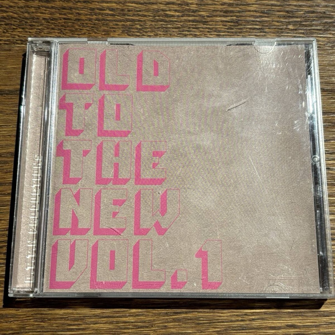 【OLD TO THE NEW vol.1】 エンタメ/ホビーのCD(ヒップホップ/ラップ)の商品写真