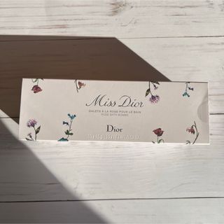 Christian Dior(入浴剤/バスソルト)のフリマアイテム一覧 Christian Dior(入浴剤/バスソルト)のフリマアイテム一覧