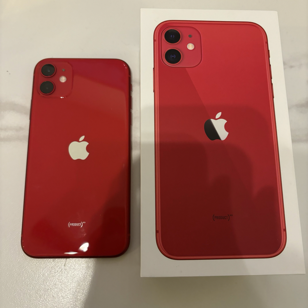 ジャンク品 iPhone11 本体 256GB レッド 箱付き ジャンク品 iPhone11 本体 256GB レッド 箱付き