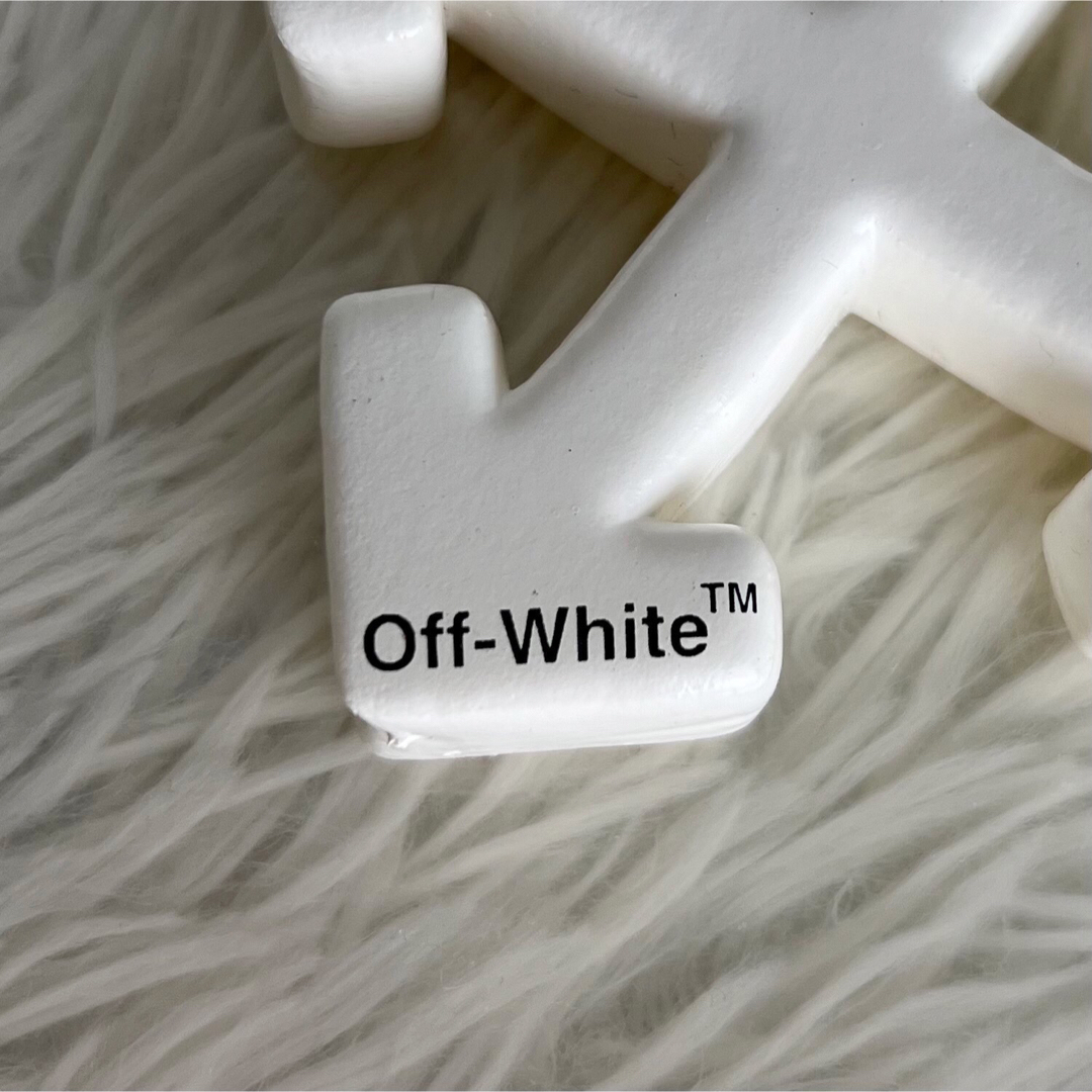 人気♡OFF-WHITE オフホワイト クロスアロー ブランドロゴ 人気♡OFF-WHITE オフホワイト クロスアロー ブランドロゴ