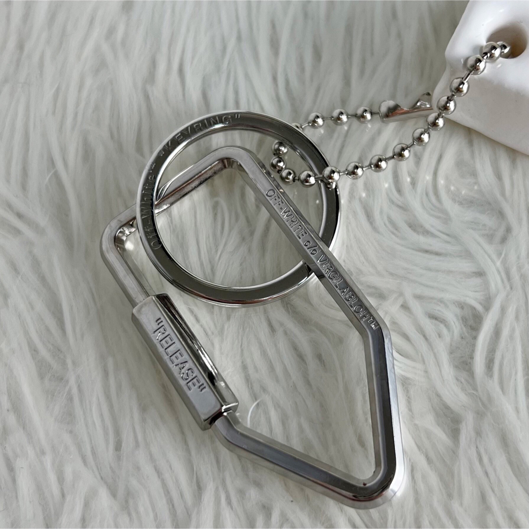 人気♡OFF-WHITE オフホワイト クロスアロー ブランドロゴ 人気♡OFF-WHITE オフホワイト クロスアロー ブランドロゴ