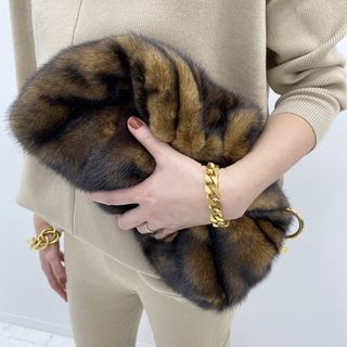 DEUXIEME CLASSE(クラッチバッグ)のフリマアイテム一覧 DEUXIEME CLASSE(クラッチバッグ)のフリマアイテム一覧