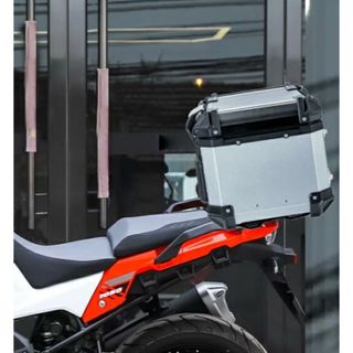 リアボックス バイク アルミ合金製 55L容量 バイクボックス ベース付き(装備/装具)