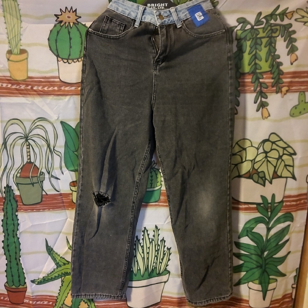 グレーデニムパンツ レディースのパンツ(デニム/ジーンズ)の商品写真