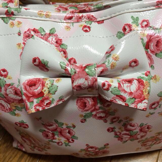 LIZ LISA(リズリサ)の花柄トート♡ レディースのバッグ(トートバッグ)の商品写真