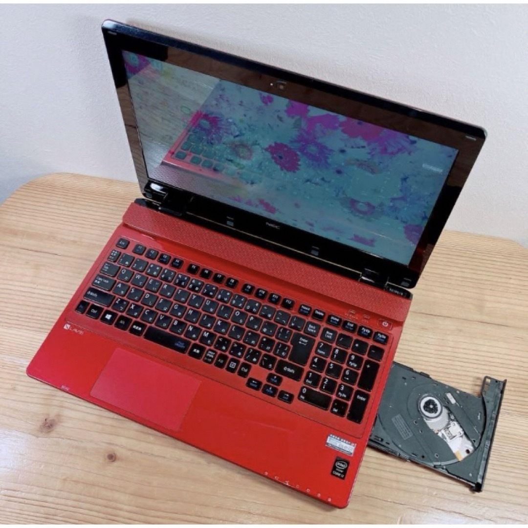 美品】Corei7/SSD/Windows11/オフィス付/赤/ノートパソコン 美品】Corei7/SSD/Windows11/オフィス付/赤/ノートパソコン