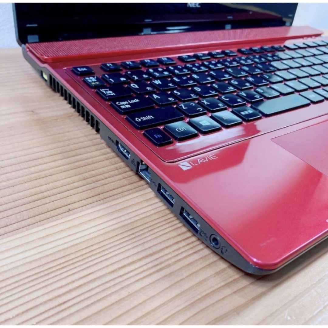 美品】Corei7/SSD/Windows11/オフィス付/赤/ノートパソコン 美品】Corei7/SSD/Windows11/オフィス付/赤/ノートパソコン