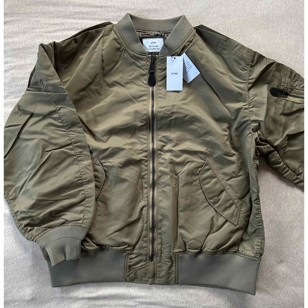 HYKE - 5新品 HYKE メンズ TYPE L-2A JACKET ブルゾン カーキの HYKE - 5新品 HYKE メンズ TYPE L-2A JACKET ブルゾン カーキの