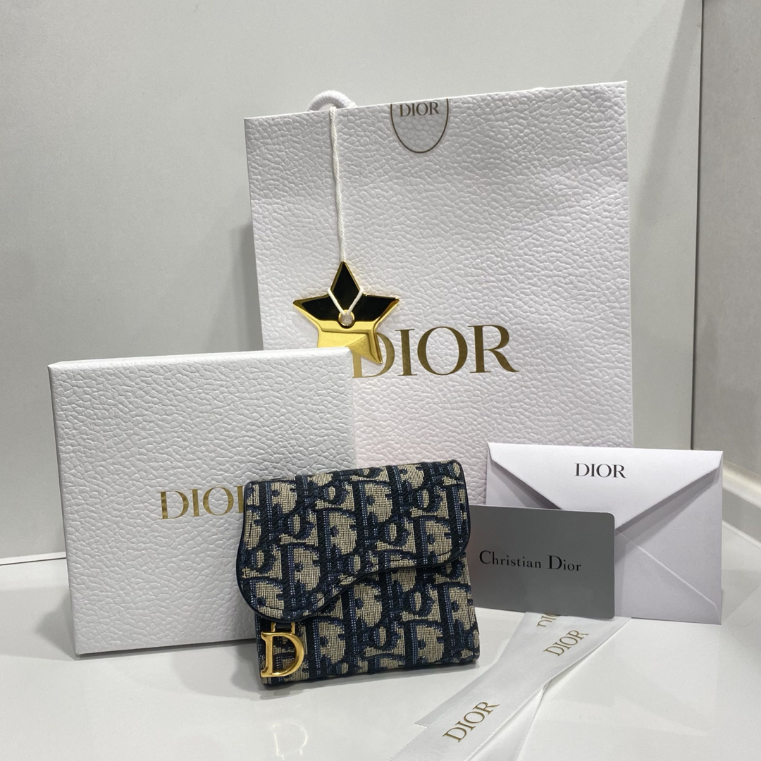 Dior サドル ロータス ウォレット 三つ折財布 Dior サドル ロータス ウォレット 三つ折財布