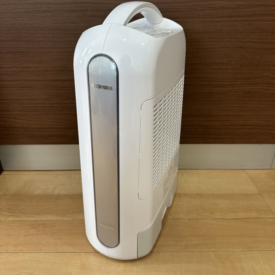 アイリスオーヤマ - アイリスオーヤマ KIJD-H202-S 2021年製 衣類乾燥除湿機の通販 by Kマーケット|アイリスオーヤマならラクマ アイリスオーヤマ - アイリスオーヤマ KIJD-H202-S 2021年製 衣類乾燥除湿機の通販 by Kマーケット|アイリスオーヤマならラクマ