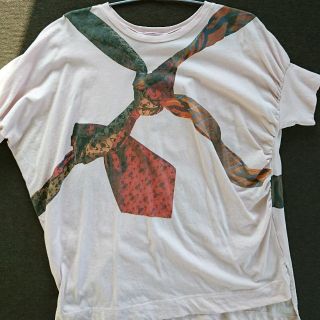 ヴィヴィアンウエストウッド(Vivienne Westwood)の売りきりセール！Vivienne Westwood 変形リボン柄Tシャツ(Tシャツ(半袖/袖なし))