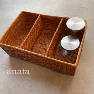 バリ島　間仕切り小物入れ　新品未使用　収納　アタ　かご　バスケット　小物入れ(小物入れ)