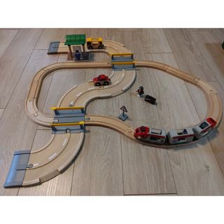 BRIO(電車のおもちゃ/車)のフリマアイテム一覧 BRIO(電車のおもちゃ/車)のフリマアイテム一覧