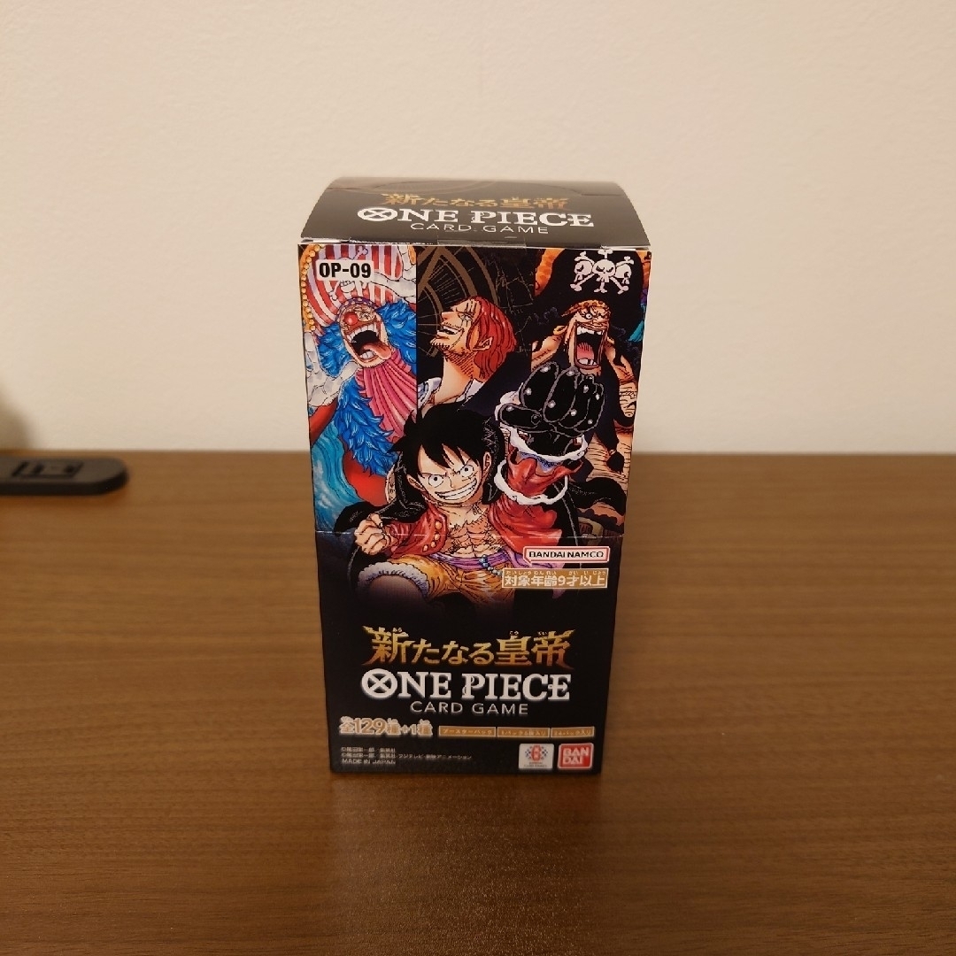 ONE PIECE - 【新品未開封品テープ付】ONE PIECEカードゲーム新たなる皇帝【OP-09】