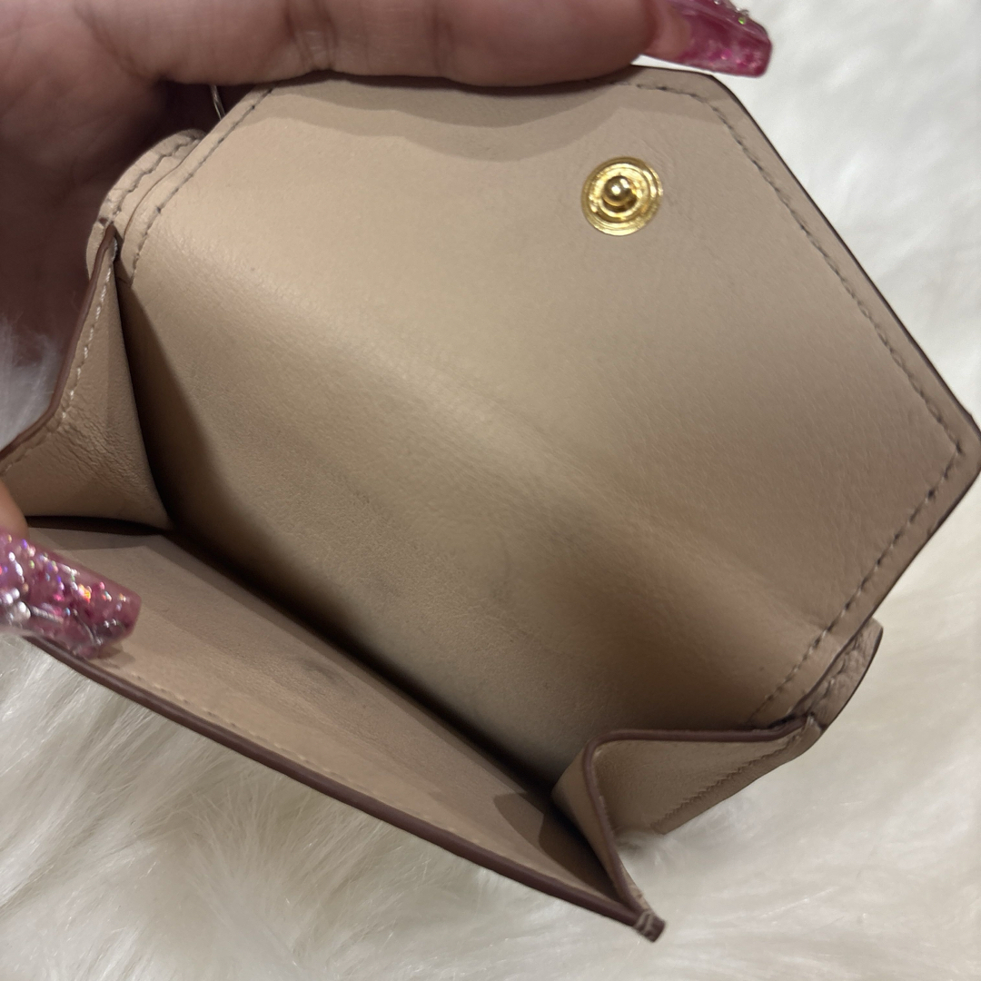本日限定お値段 MIUMIU レザー 三つ折財布 コード/コニャック 本日限定お値段 MIUMIU レザー 三つ折財布 コード/コニャック