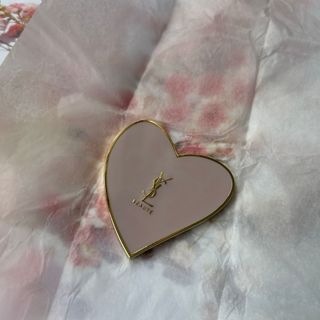 Yves Saint Laurent Beaute(ミラー)のフリマアイテム一覧 Yves Saint Laurent Beaute(ミラー)のフリマアイテム一覧