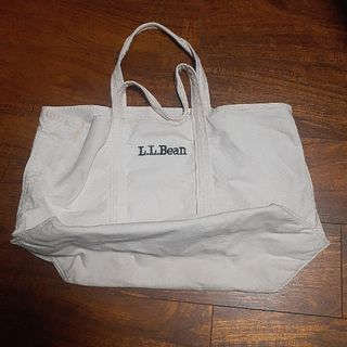 L.L.Bean(トートバッグ ・ グリーン・カーキ/緑色系)のフリマ L.L.Bean(トートバッグ ・ グリーン・カーキ/緑色系)のフリマ