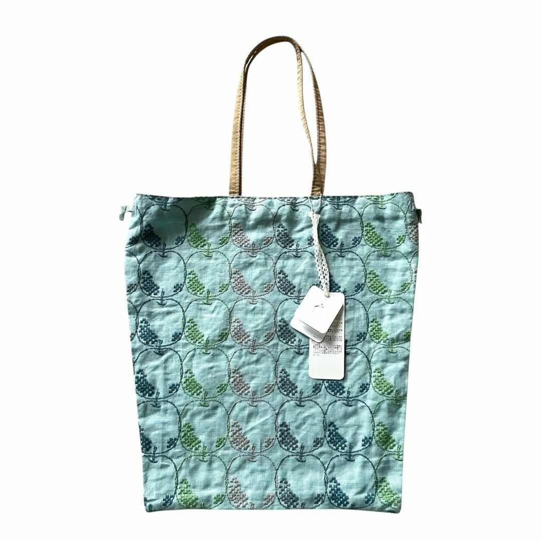 新品未使用!! ミナペルホネン 巾着 トートバッグ リンゴ 刺繍 青系 タグ付き 新品未使用!! ミナペルホネン 巾着 トートバッグ リンゴ 刺繍 青系 タグ付き