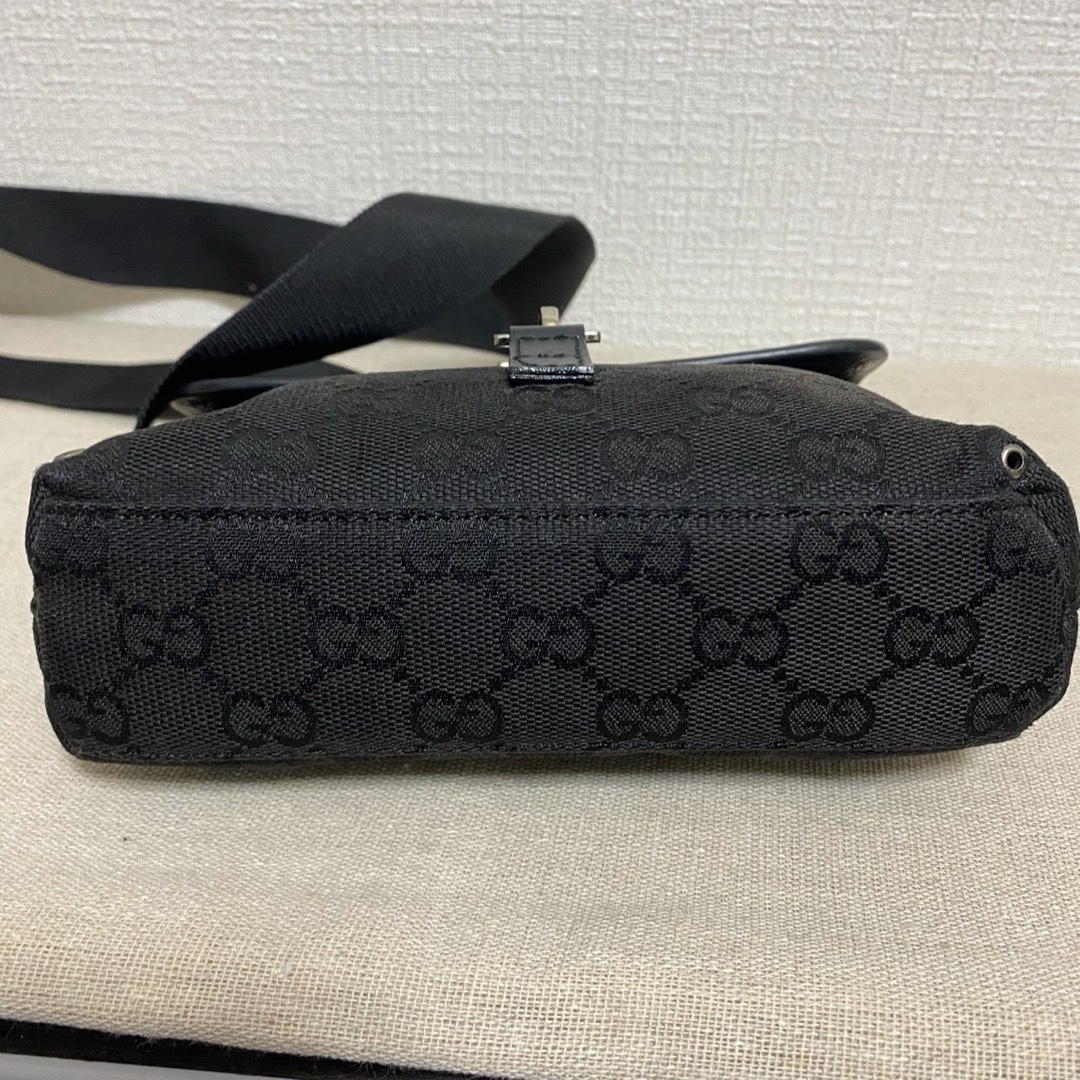 GUCCI グッチ ボディバッグ GGキャンバス×レザー シルバー金具 GUCCI グッチ ボディバッグ GGキャンバス×レザー シルバー金具