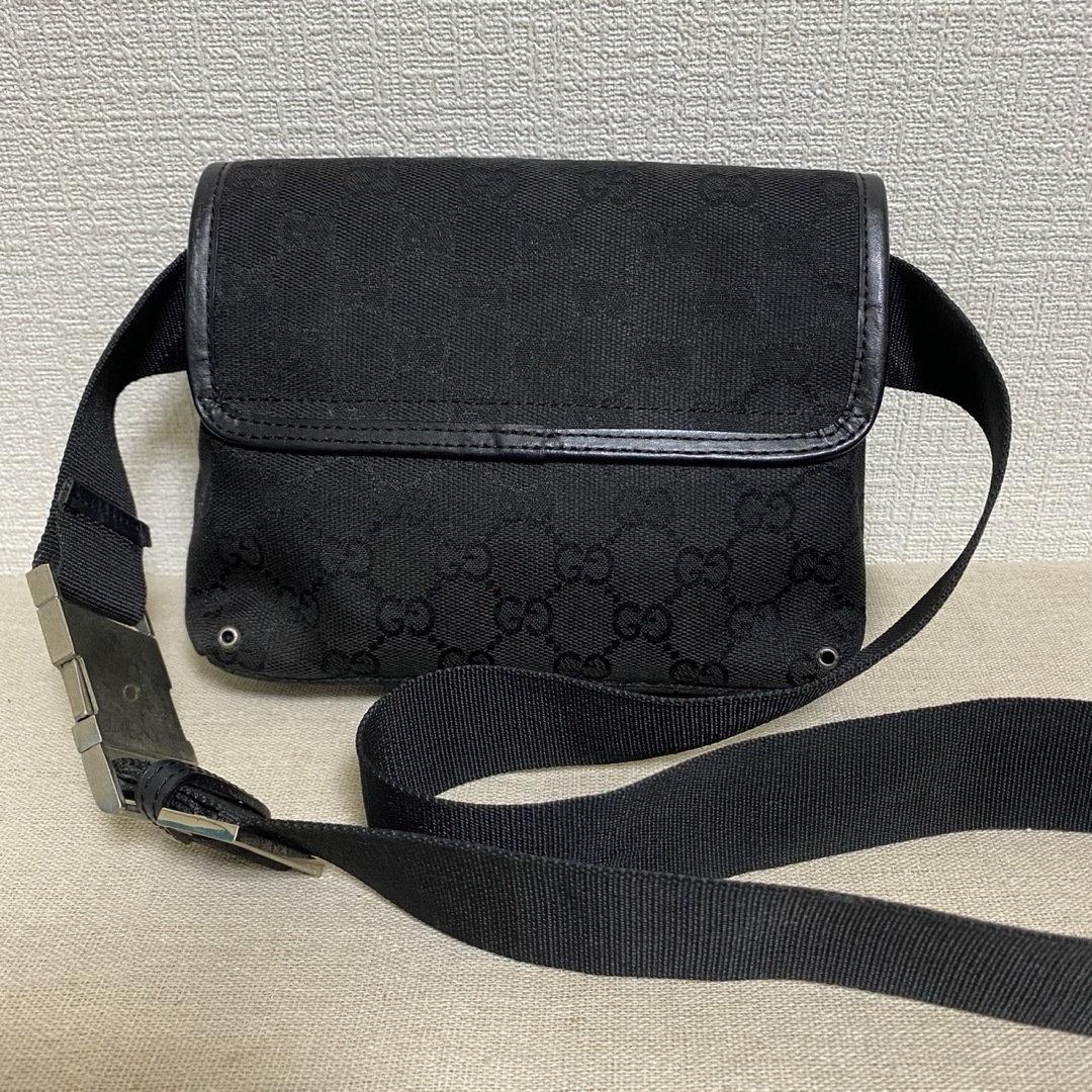 GUCCI グッチ ボディバッグ GGキャンバス×レザー シルバー金具 GUCCI グッチ ボディバッグ GGキャンバス×レザー シルバー金具